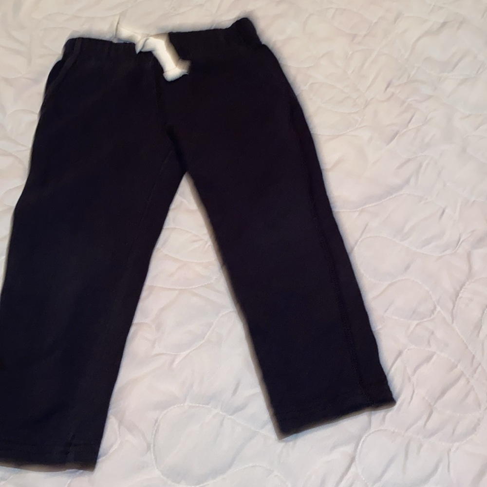 Bundle of 4 pair of pants - Picture 4 of 5